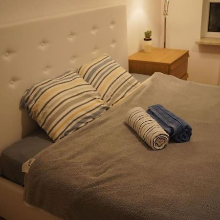 Cichy, Nowoczesny, Komfortowy Przy Galerii Mokotow Apartment Warsaw Luaran gambar