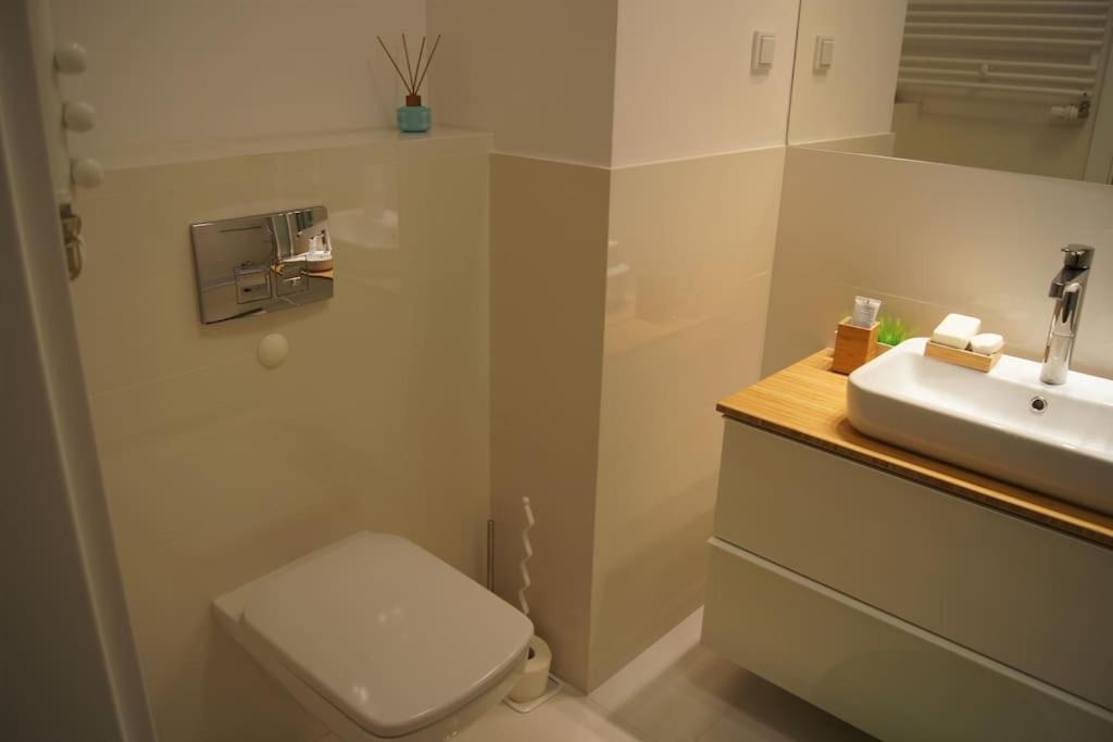 Cichy, Nowoczesny, Komfortowy Przy Galerii Mokotow Apartment Warsaw Luaran gambar