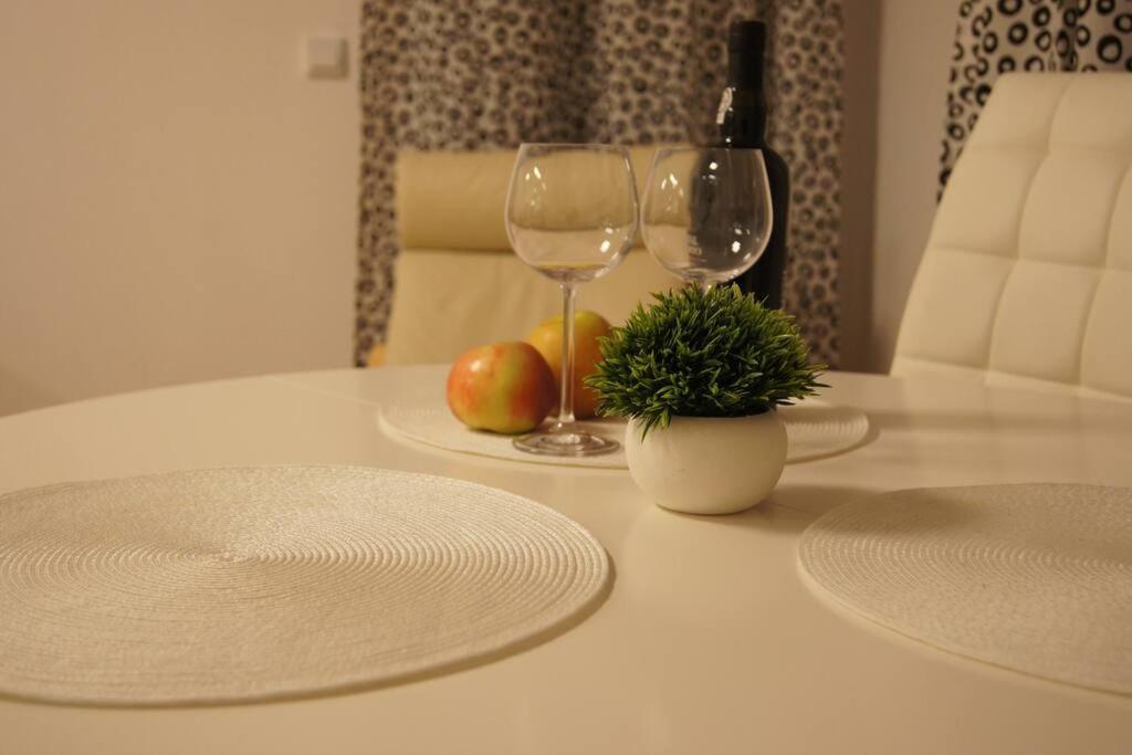 Cichy, Nowoczesny, Komfortowy Przy Galerii Mokotow Apartment Warsaw Luaran gambar